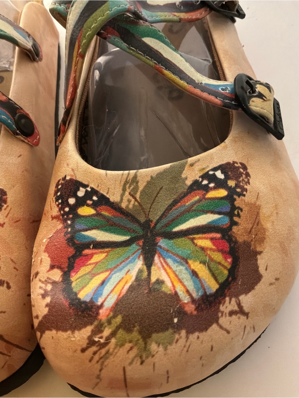 NWOT….CALCEO..leather clogs - Picture 4 of 11